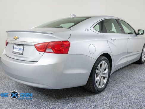 Used 2019 Chevrolet Impala LT w/ Sunroof and Spoiler Package FWD image 7