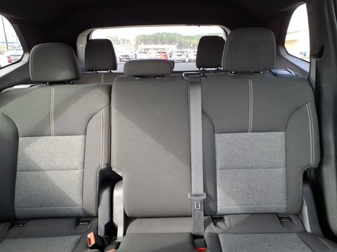 Used 2025 GMC Acadia Elevation image 12