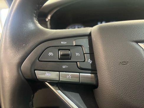 Used 2024 Cadillac XT6 Luxury image 28