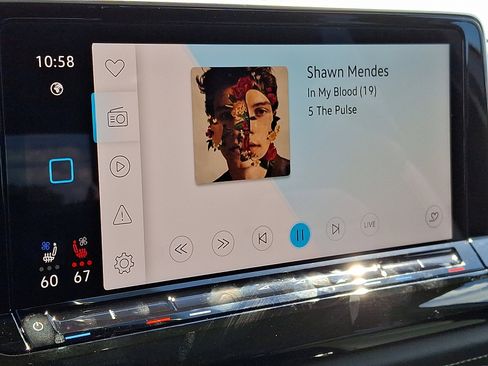 New 2026 Volkswagen Atlas Cross Sport SEL R-Line image 9