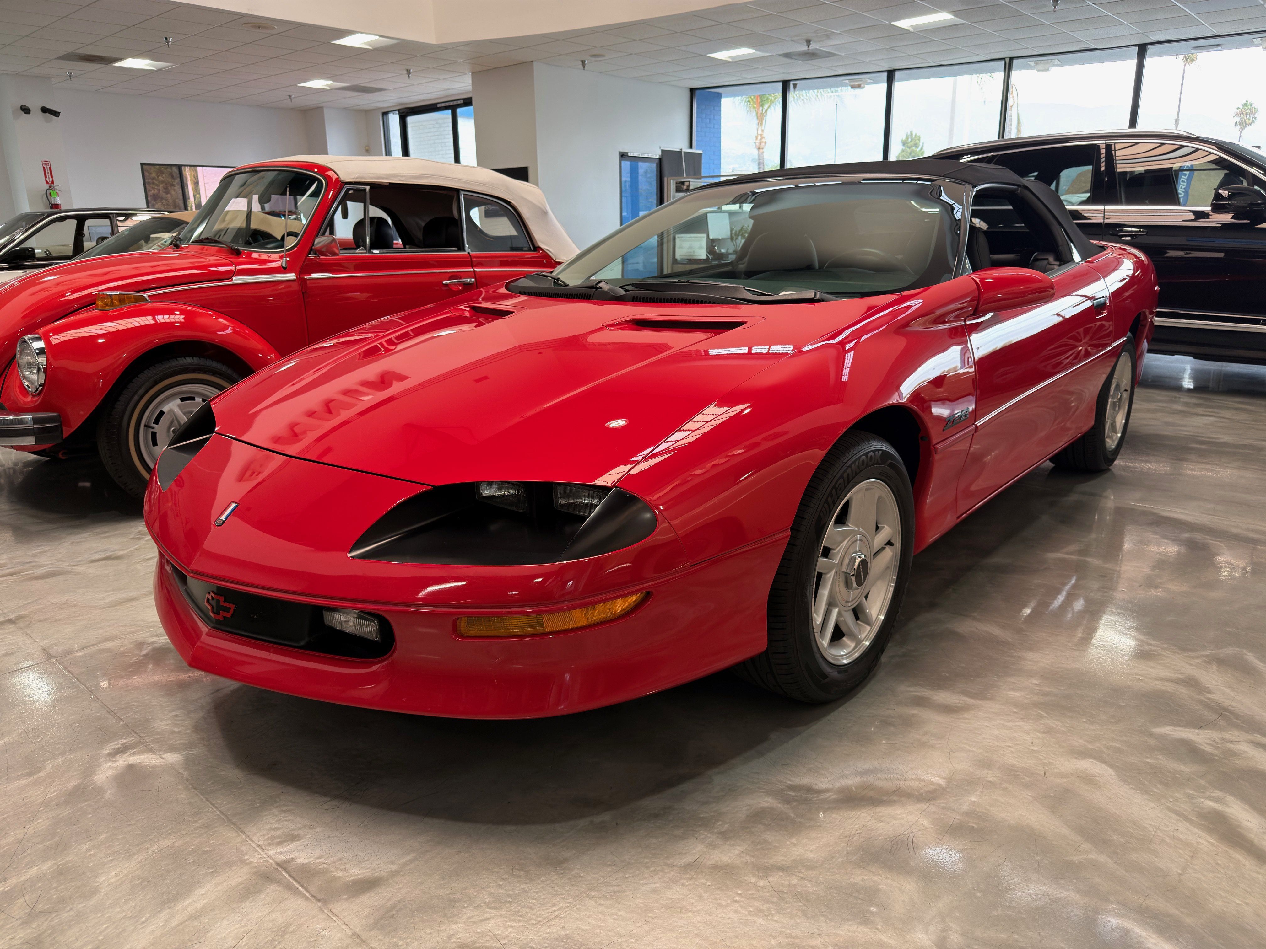 Used 1995 Chevrolet Camaro Z28 RWD image 4
