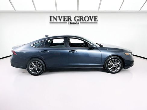 Used 2023 Honda Accord EX image 4