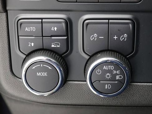 Used 2025 Chevrolet Tahoe Premier image 28