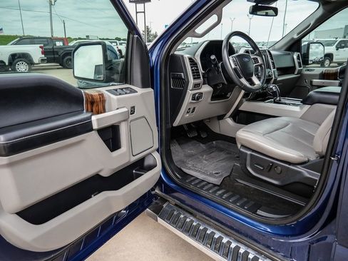 Used 2019 Ford F150 Lariat AWD/4WD image 28