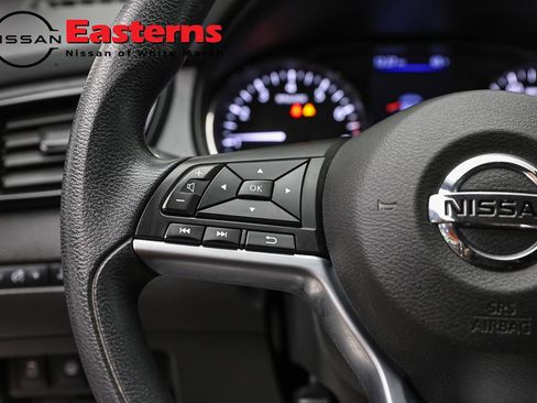 Used 2021 Nissan Rogue Sport S AWD/4WD image 15
