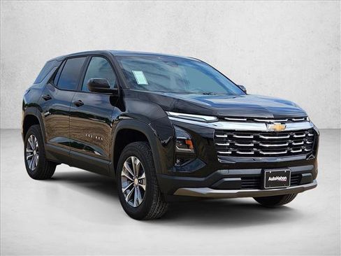 New 2026 Chevrolet Equinox LT w/ Safety and Technology Package FWD image 7