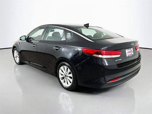 Used 2016 Kia Optima LX image 13