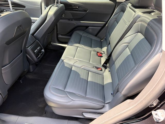 New 2026 Lincoln Nautilus Reserve w/ Jet Appearance Package AWD/4WD image 21
