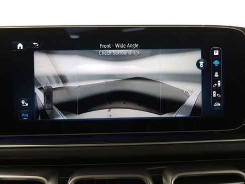 Used 2024 Mercedes-Benz Maybach GLS 600 4MATIC image 22