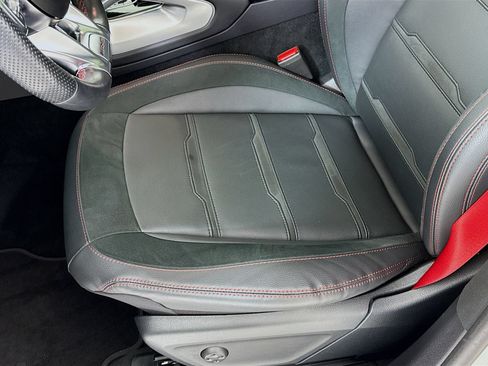 Used 2023 Mercedes-Benz GLE 53 AMG 4MATIC image 21