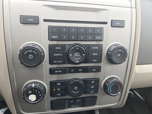 Used 2008 Ford Escape XLT image 17