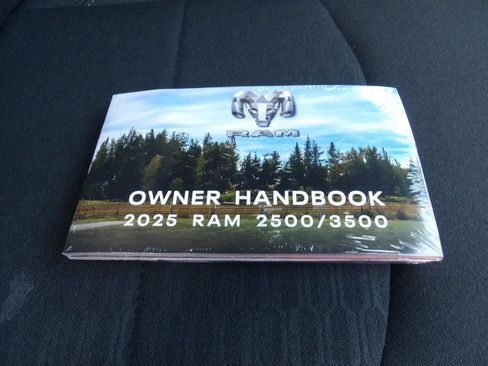 Used 2025 RAM 2500 Big Horn RWD image 43