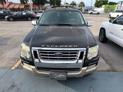 Used 2008 Ford Explorer Eddie Bauer RWD image 2