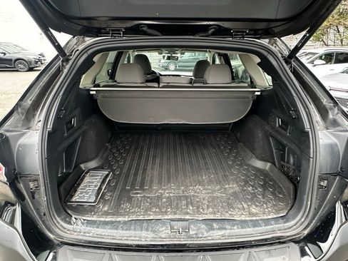 Used 2022 Subaru Outback Premium image 10