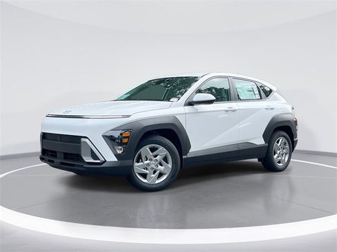 New 2026 Hyundai Kona SE image 1