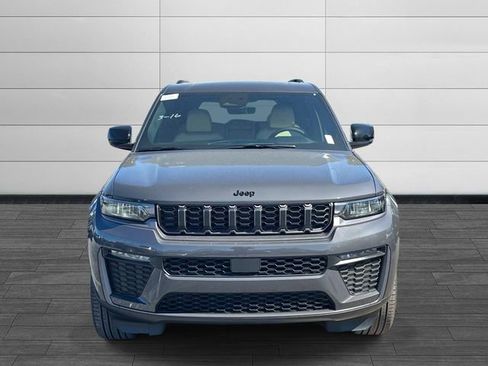New 2026 Jeep Grand Cherokee Limited AWD/4WD image 8
