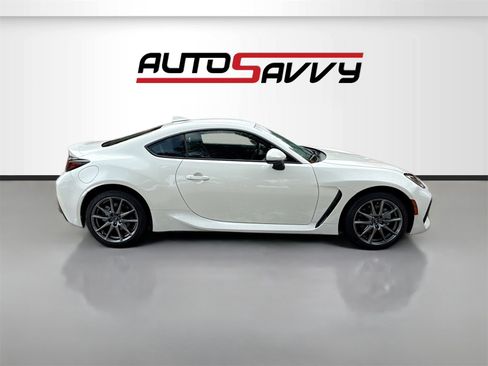 Used 2024 Subaru BRZ Premium image 8