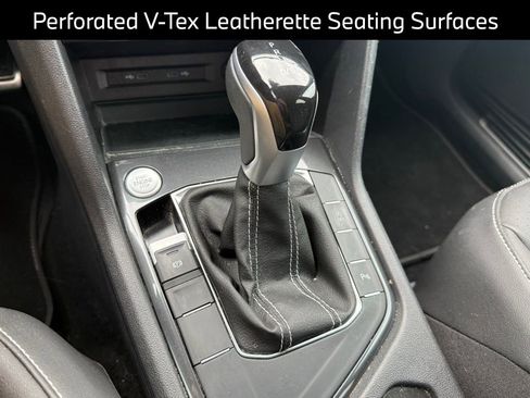 Used 2023 Volkswagen Tiguan SE R-Line FWD image 15