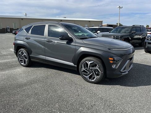 New 2026 Hyundai Kona SEL Premium image 2