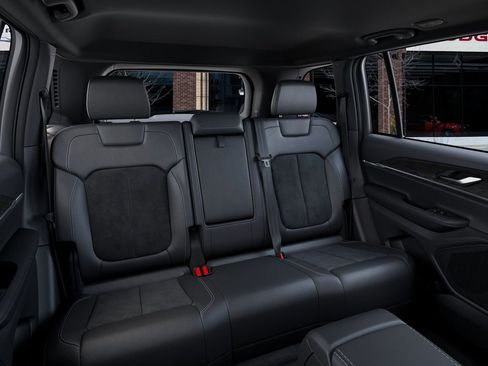 New 2026 Jeep Grand Cherokee Altitude RWD image 15