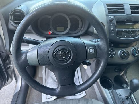 Used 2010 Toyota RAV4 2WD image 20