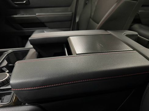 Used 2025 Toyota Tundra TRD Pro AWD/4WD image 40