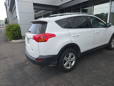 Used 2013 Toyota RAV4 XLE FWD image 23