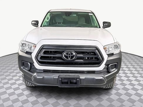 Used 2022 Toyota Tacoma SR image 2