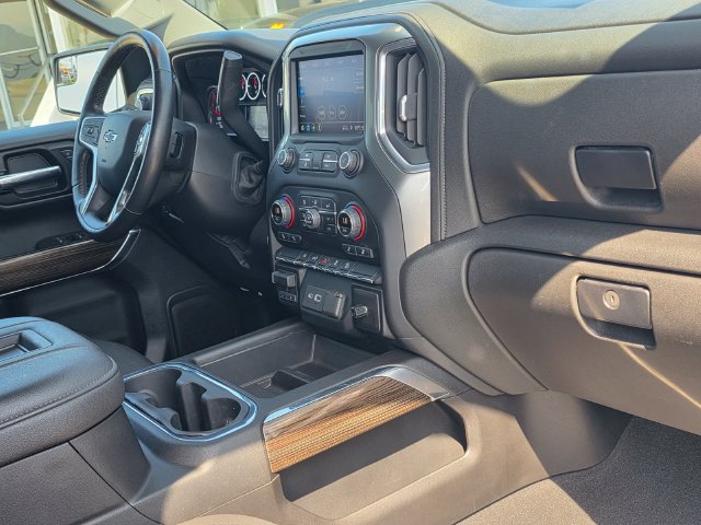 Used 2021 Chevrolet Silverado 1500 RST AWD/4WD image 16