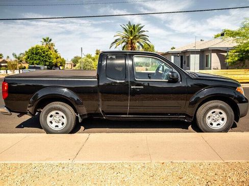 Used 2014 Nissan Frontier S RWD image 6