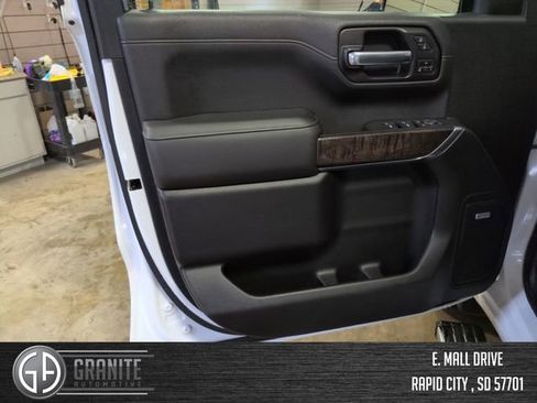 Used 2020 GMC Sierra 1500 Denali w/ Denali Ultimate Package AWD/4WD image 11
