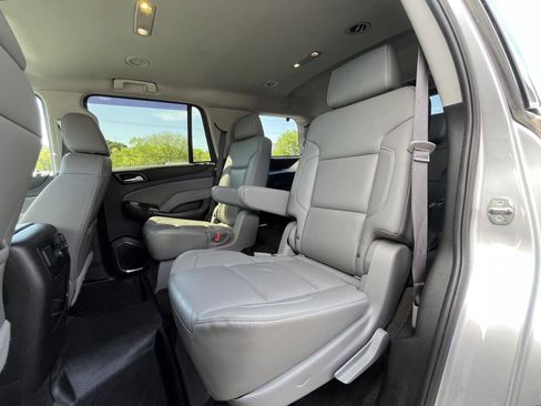 Used 2017 Chevrolet Tahoe LT image 22