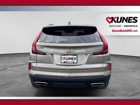 Used 2025 Cadillac XT4 Premium Luxury AWD/4WD image 9
