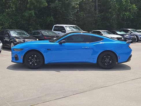 Used 2024 Ford Mustang GT Premium w/ GT Performance Package RWD image 9