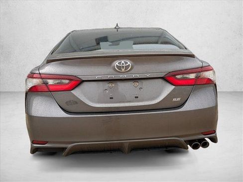 Certified 2022 Toyota Camry SE image 4