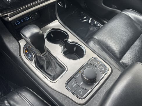 Used 2021 Jeep Grand Cherokee High Altitude image 20