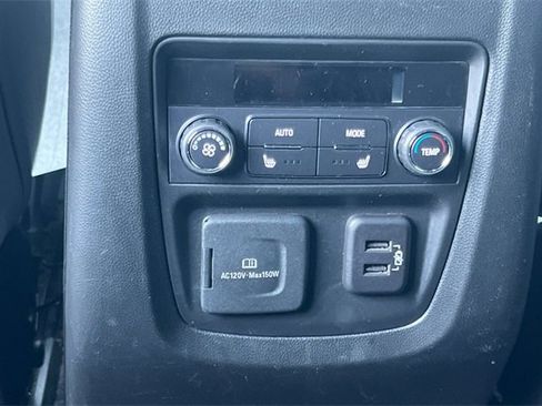 Used 2024 Buick Enclave Premium image 15