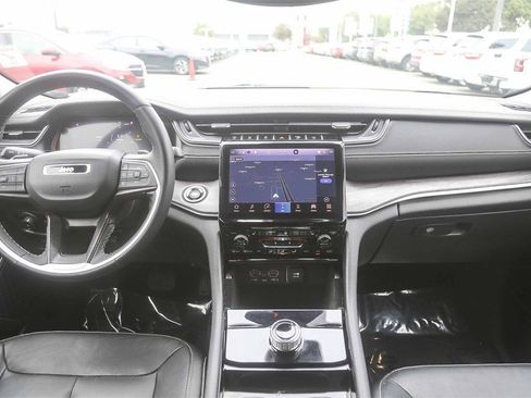 Used 2021 Jeep Grand Cherokee L Limited image 12