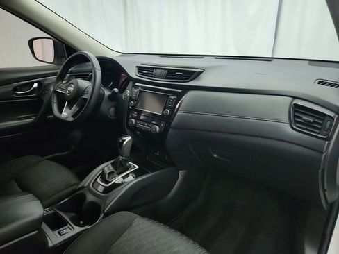 Used 2020 Nissan Rogue SV AWD/4WD image 25