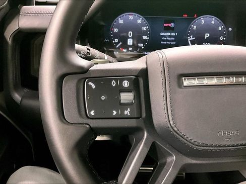 Used 2026 Land Rover Defender 110 V8 AWD/4WD image 11
