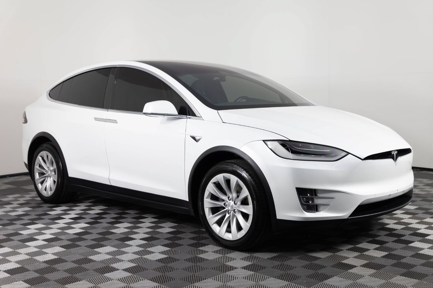 Used 2021 Tesla Model X Long Range AWD/4WD image 10