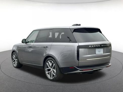 Used 2025 Land Rover Range Rover SE AWD/4WD image 7