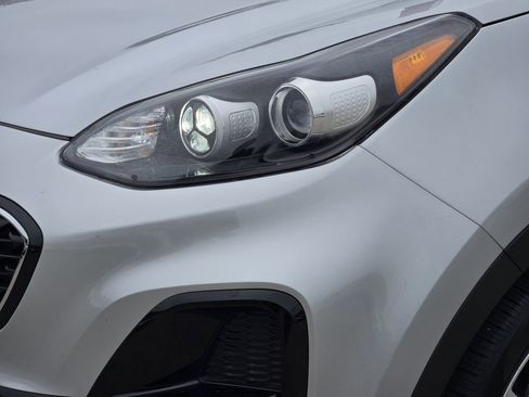 Certified 2022 Kia Sportage LX image 15