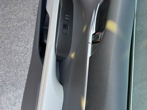 Used 2023 Toyota Camry LE image 29