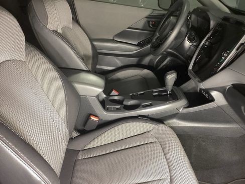 Used 2024 Subaru Crosstrek 2.0i Premium AWD/4WD image 3