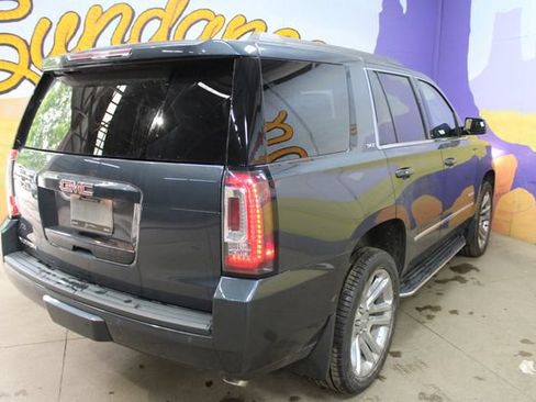 Used 2020 GMC Yukon SLT w/ Premium Edition AWD/4WD image 8