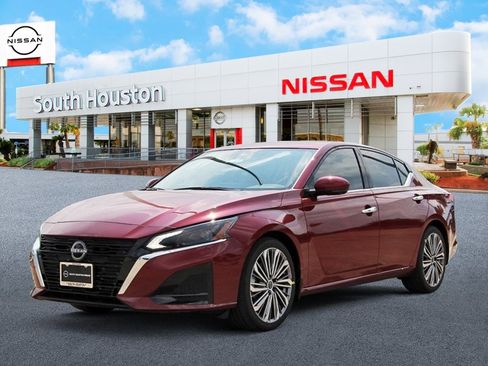 New 2025 Nissan Altima 2.5 SL image 2