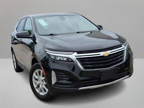 Used 2023 Chevrolet Equinox LT FWD image 2