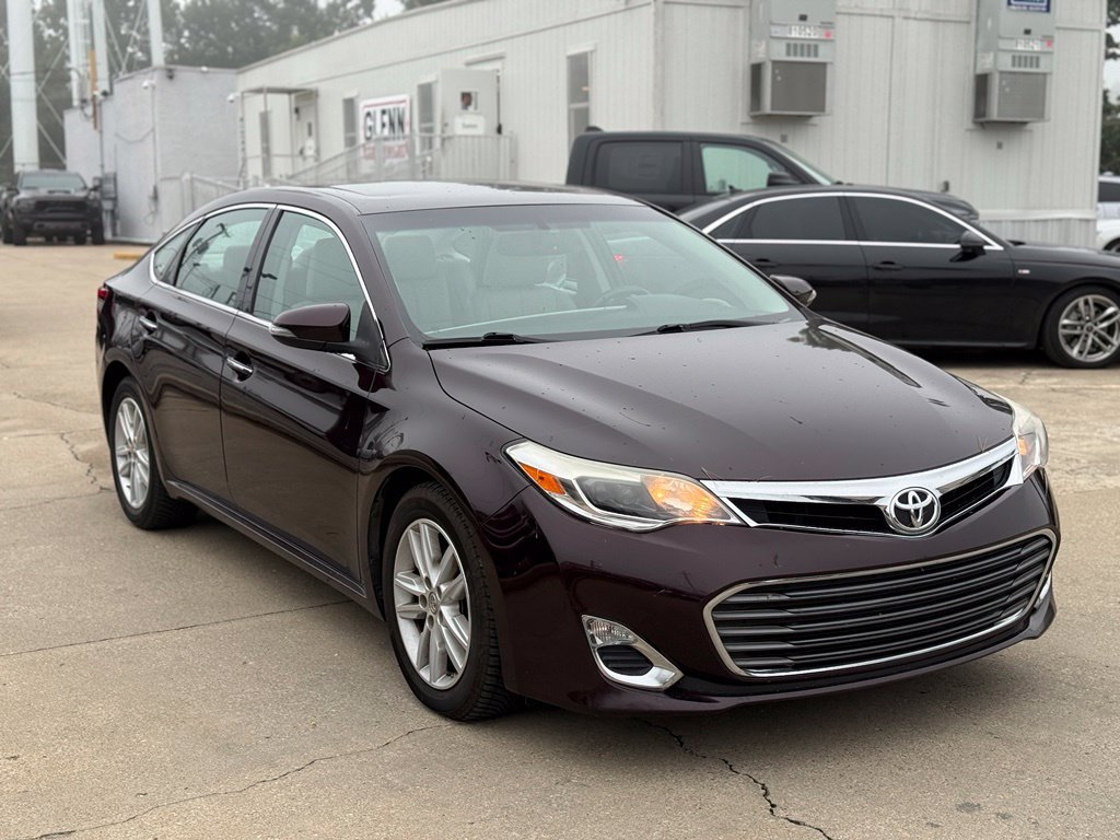Used 2014 Toyota Avalon XLE Premium FWD image 4