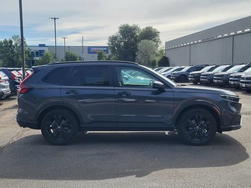 Used 2026 Honda CR-V Sport Touring image 4